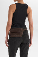 Markberg Zaya Bæltetaske Dark Brown Suede