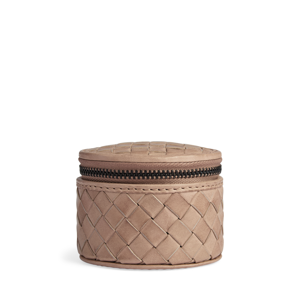 Mocha Mousse
