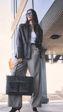 KelseyMBG Jobbveske, Antique