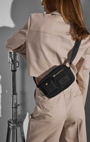 DarlaMBG Small Crossbody Veske, Monochrome, Gold