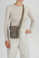 DarlaMBG Tall Crossbody Veske, Monochrome